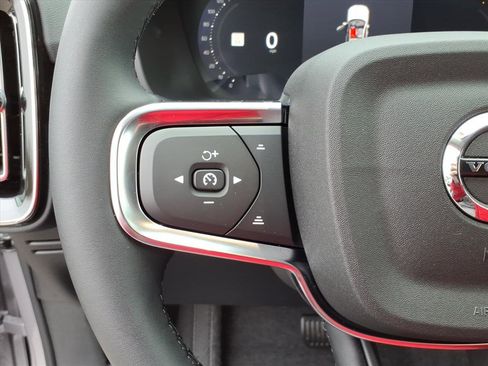 Certified 2026 Volvo XC40 B5 Plus w/ Climate Package AWD/4WD image 15