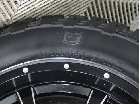 Used 2011 Chevrolet Silverado 2500 LT w/ Interior Plus Package image 35