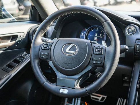 Used 2025 Lexus IS 350 F Sport RWD image 15