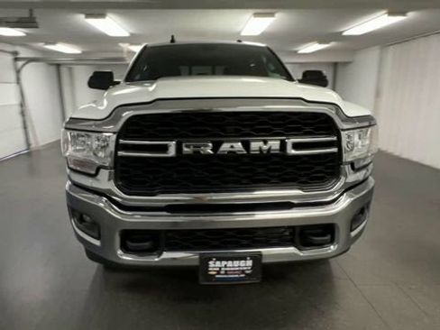 Used 2022 RAM 3500 Tradesman AWD/4WD image 3