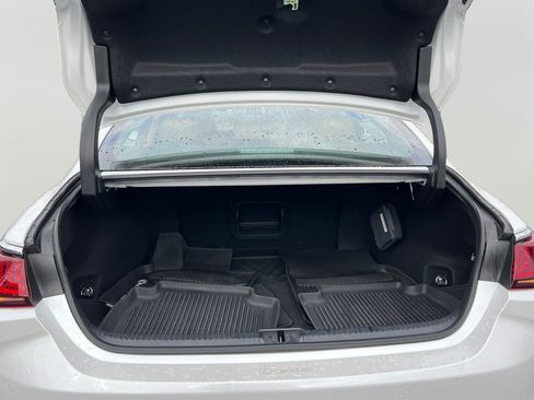 Certified 2024 Lexus ES 350 w/ Premium Package image 9