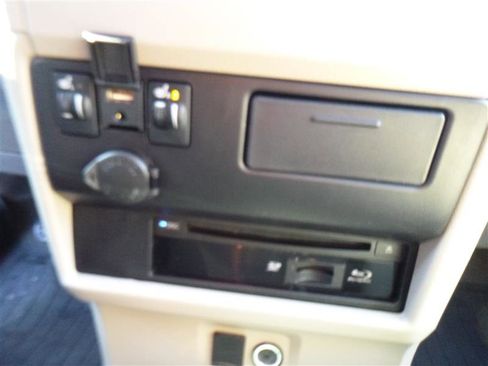 Used 2020 Toyota Sienna XLE Premium image 17