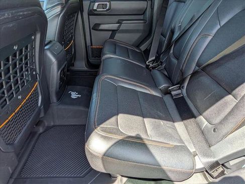 Certified 2024 Ford Bronco Badlands AWD/4WD image 18