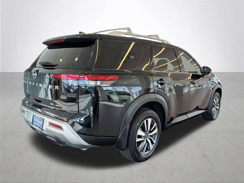 Certified 2024 Nissan Pathfinder SL AWD/4WD image 8