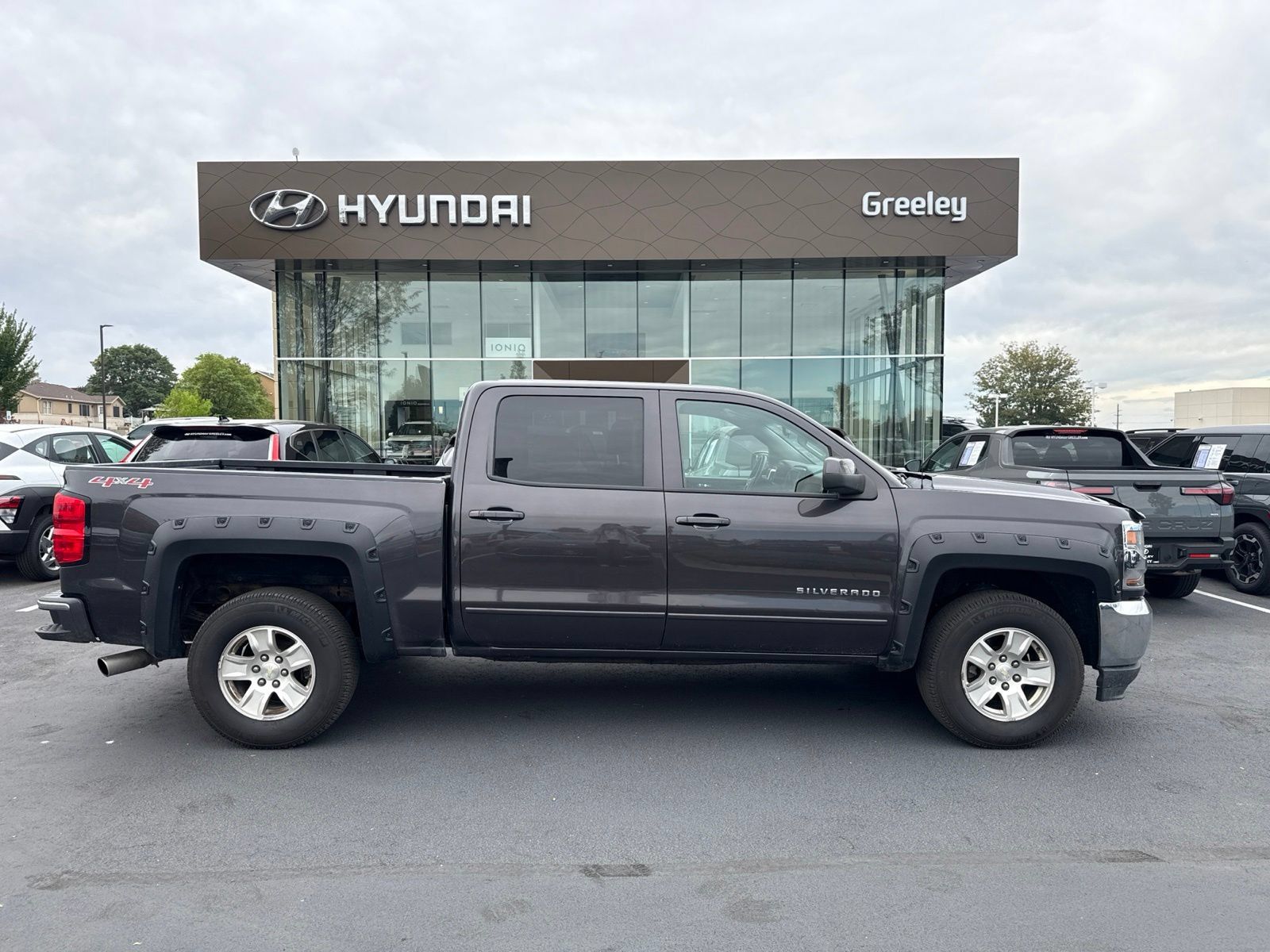 Used 2016 Chevrolet Silverado 1500 LT AWD/4WD image 1