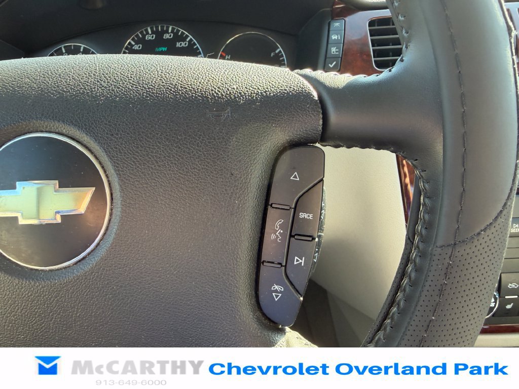 Used 2009 Chevrolet Impala LT w/ Luxury Edition Package FWD image 14