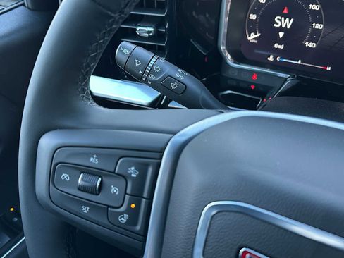 New 2026 GMC Sierra 1500 Elevation image 32