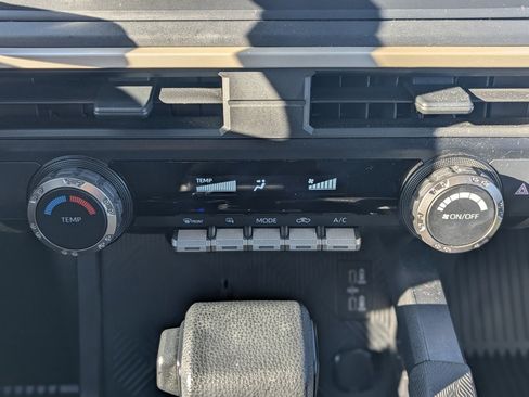 Used 2025 Toyota Tacoma SR image 38