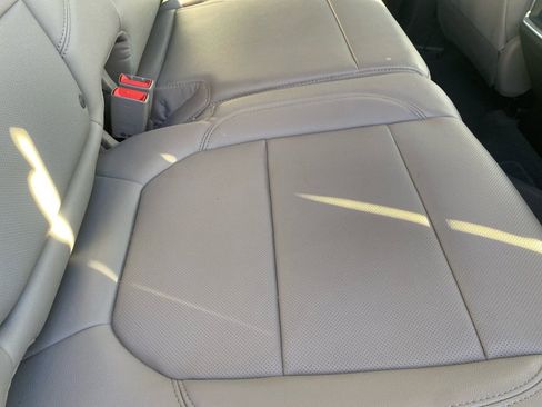 Used 2022 GMC Sierra 1500 SLT w/ SLT Premium Plus Package image 32