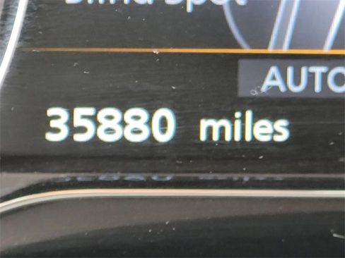 Used 2022 INFINITI QX80 Luxe image 23