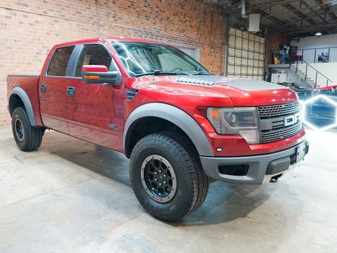 Used 2014 Ford F150 Raptor w/ Equipment Group 801A Luxury AWD/4WD image 3