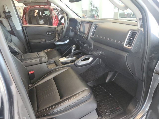 Used 2022 Nissan Frontier SV w/ SV Premium Package AWD/4WD image 16