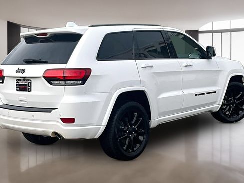 Used 2022 Jeep Grand Cherokee Laredo X RWD image 7
