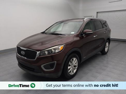 Used 2016 Kia Sorento LX image 1
