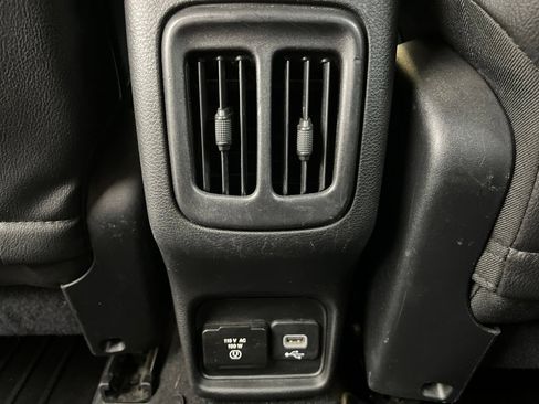 Used 2020 Jeep Compass Trailhawk AWD/4WD image 24
