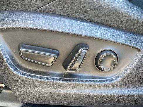 Used 2024 Toyota bZ4X XLE w/ Weather Package image 12