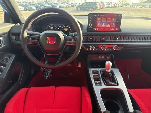 Used 2025 Honda Civic Type R image 10