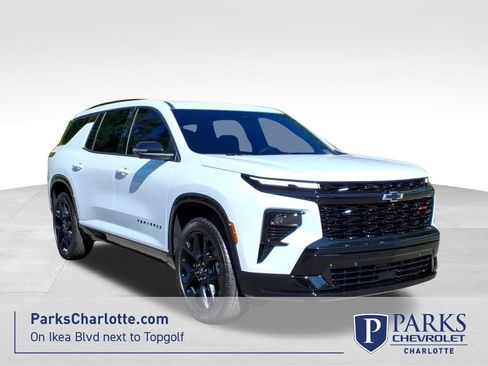 New 2026 Chevrolet Traverse RS w/ LPO, Floor Liner Package FWD image 1