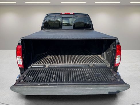 Used 2018 Nissan Frontier SV AWD/4WD image 12