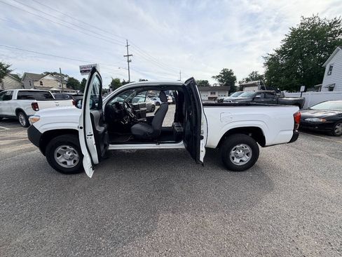 Used 2019 Toyota Tacoma SR RWD image 58