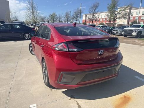 Used 2021 Hyundai Ioniq Limited image 4