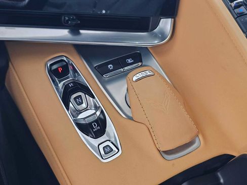 Used 2021 Chevrolet Corvette Stingray Preferred Conv w/ Z51 Performance Package RWD image 32