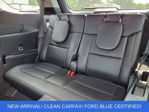 Used 2024 Ford Explorer XLT w/ Equipment Group 202A AWD/4WD image 7