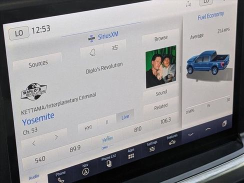 Used 2023 Ford F150 Lariat w/ Trailer Tow Package image 15