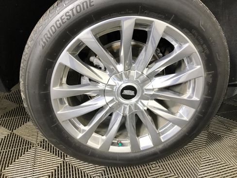 Used 2021 Cadillac Escalade Premium Luxury image 25