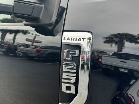 Certified 2022 Ford F250 Lariat image 8