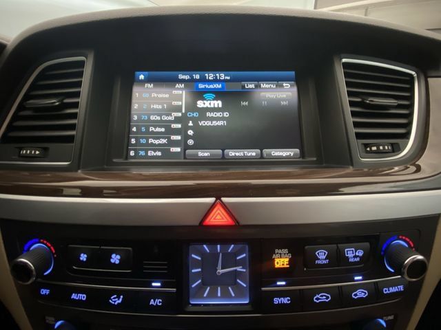 Used 2015 Hyundai Genesis 3.8 RWD image 16