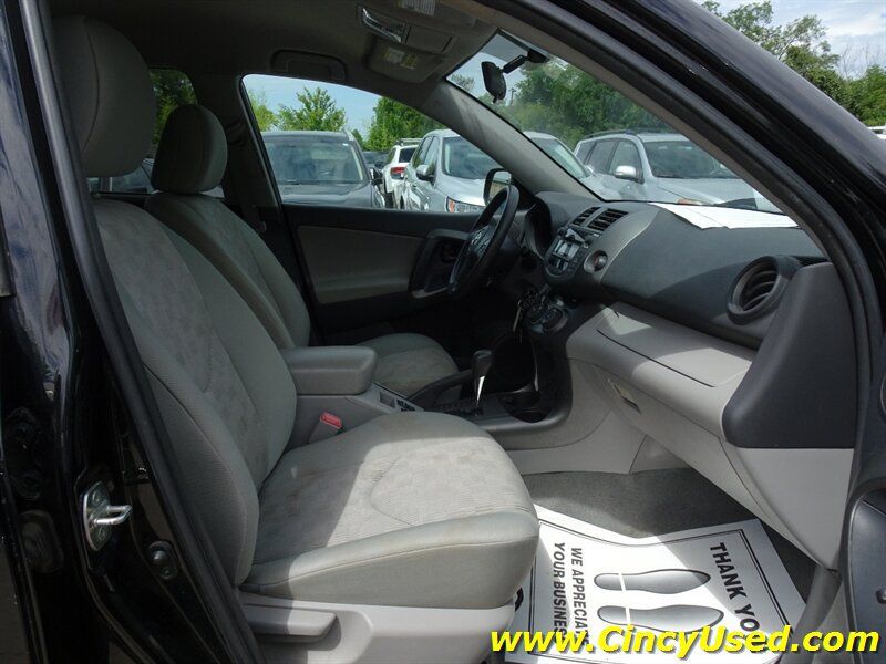 Used 2011 Toyota RAV4 4WD w/ Base L4 Extra Value Pkg image 26