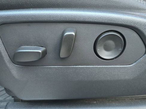 Used 2024 Chevrolet Silverado 2500 High Country w/ High Country Premium Package image 28