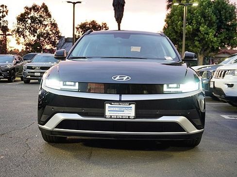 Used 2025 Hyundai Ioniq 5 SEL image 5