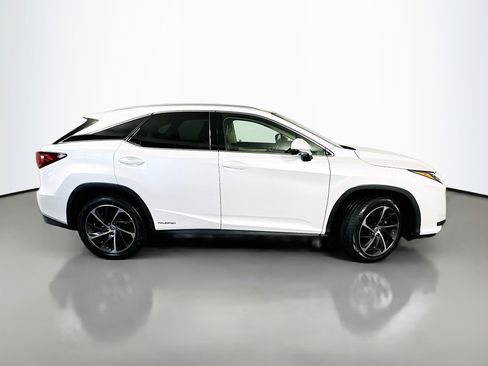 Used 2017 Lexus RX 450h AWD w/ Luxury Package image 8