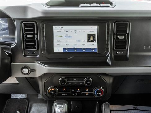Used 2023 Ford Bronco Big Bend AWD/4WD image 19