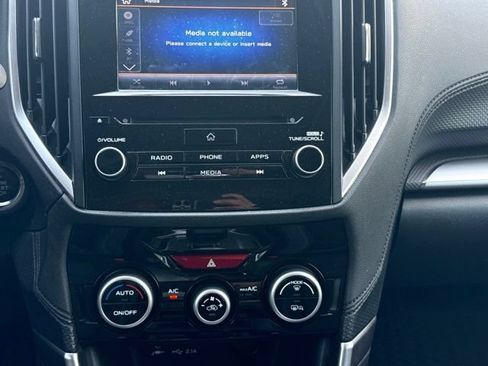 Used 2021 Subaru Forester Premium AWD/4WD image 19