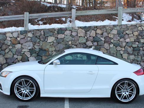 Used 2009 Audi TTS 2.0T Coupe image 6