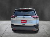 Used 2023 Nissan Rogue SV image 4