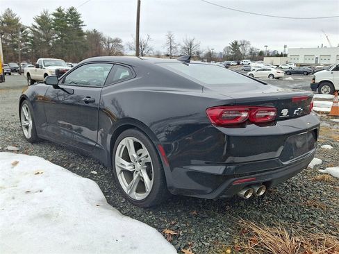 Used 2021 Chevrolet Camaro LT image 7