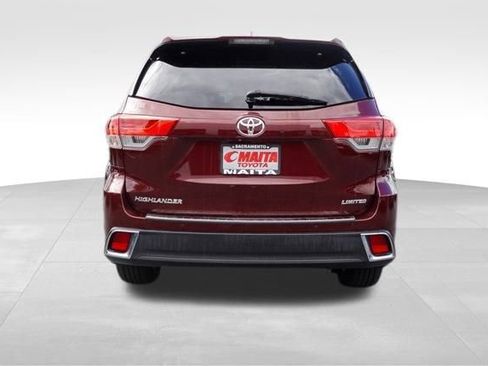 Used 2018 Toyota Highlander Limited image 4