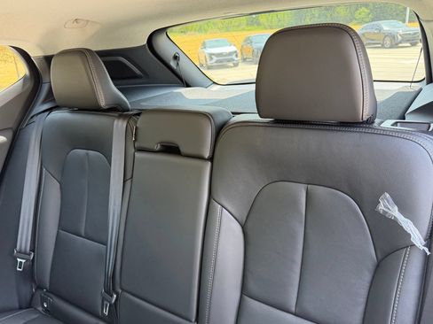 New 2026 Volvo XC40 B5 Plus w/ Climate Package AWD/4WD image 23