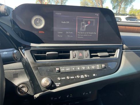 Used 2022 Lexus ES 350 w/ Premium Package image 21