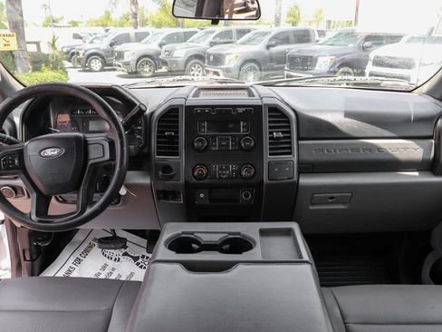 Used 2019 Ford F550 4x4 Crew Cab Super Duty image 21