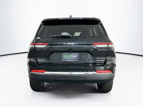 Used 2023 Jeep Grand Cherokee Limited AWD/4WD image 7