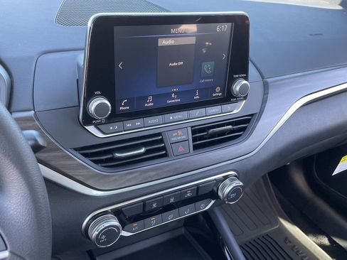 New 2025 Nissan Altima 2.5 SV image 15