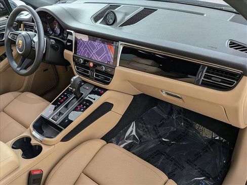 New 2026 Porsche Macan S image 25