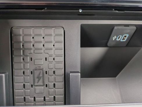 New 2026 Ford F350 Platinum w/ FX4 Off-Road Package image 23