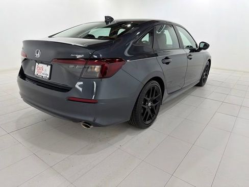 Used 2025 Honda Civic Sport image 5
