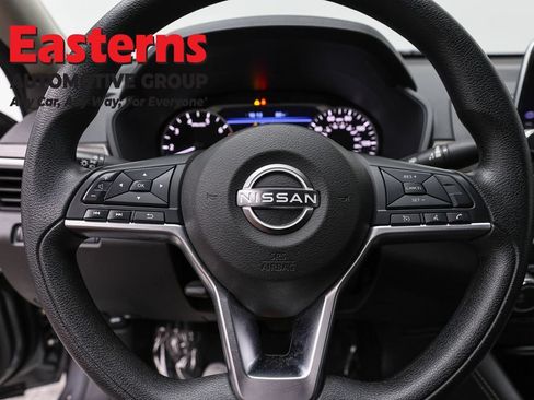 Used 2023 Nissan Altima 2.5 SV AWD/4WD image 10